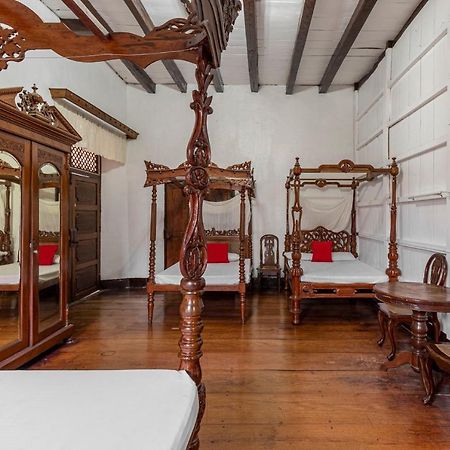 Villa Angela Heritage House Vigan Eksteriør bilde
