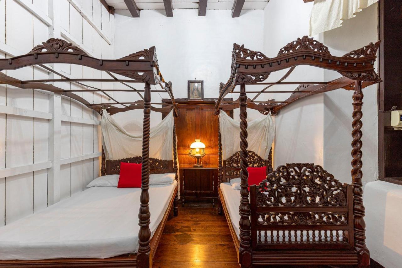 Villa Angela Heritage House Vigan Eksteriør bilde